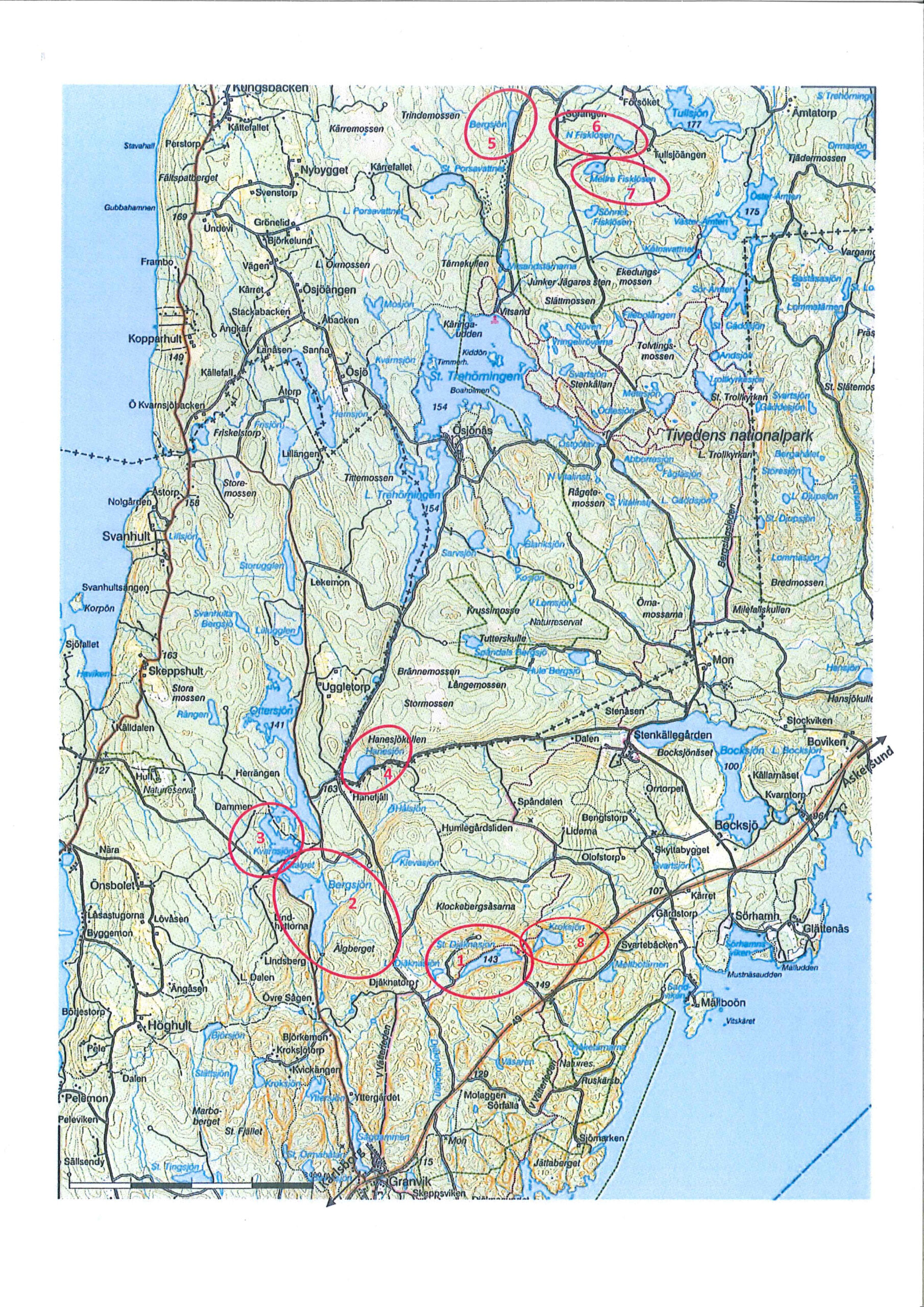 Karta över Tivedens nationalpark med åtta markerade fiskeområden i röda cirkelar.